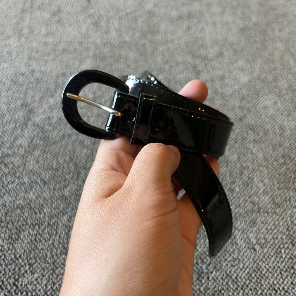 VINTAGE 1950s black paten leather belt